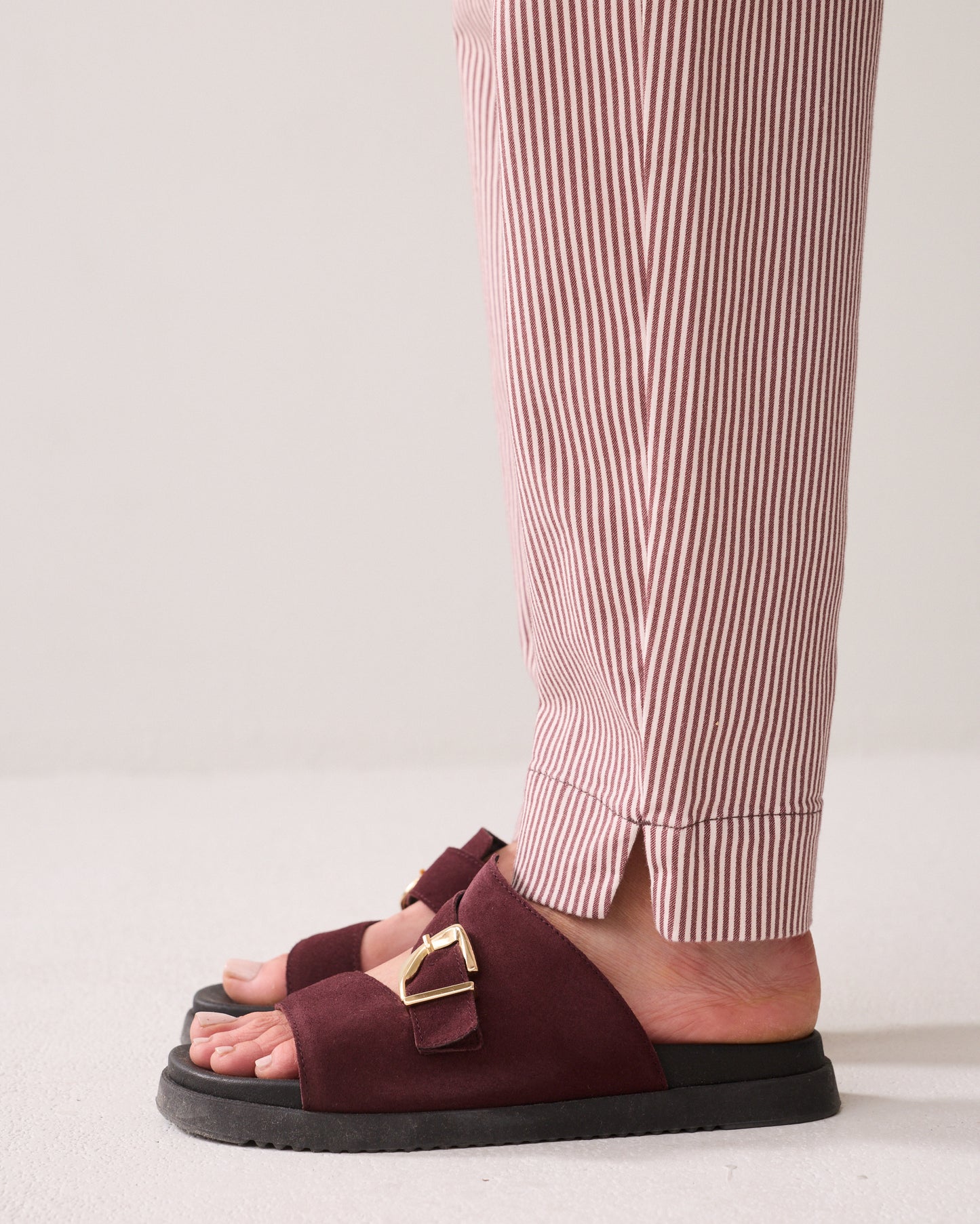 Summum chino pant. Printed stipe twill.