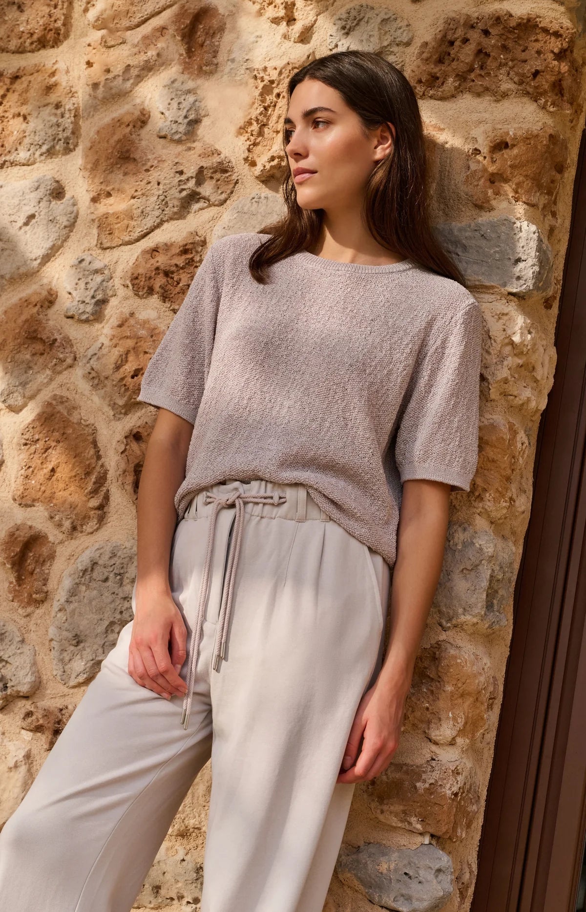 Textured knitted sweater with short sleeves
