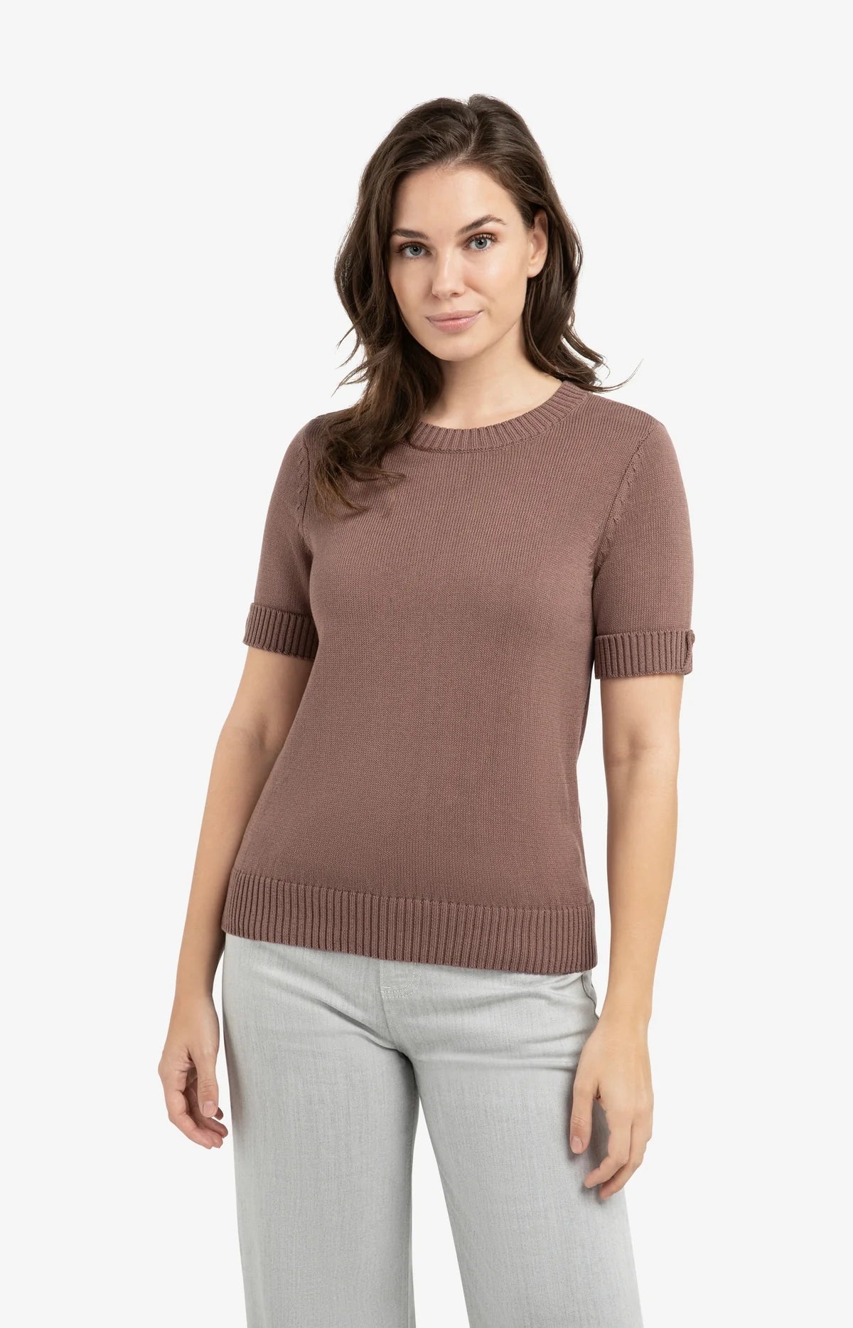 Knitted sweater with rolled-up short sleeves
