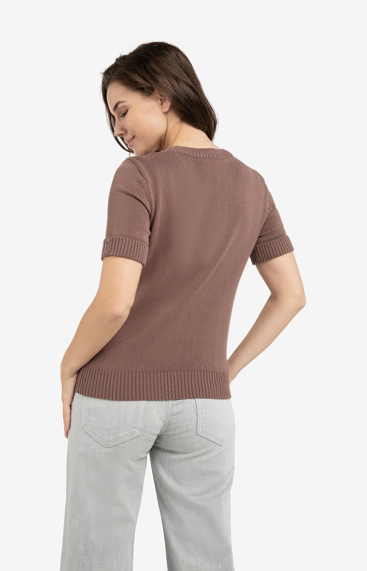 Knitted sweater with rolled-up short sleeves